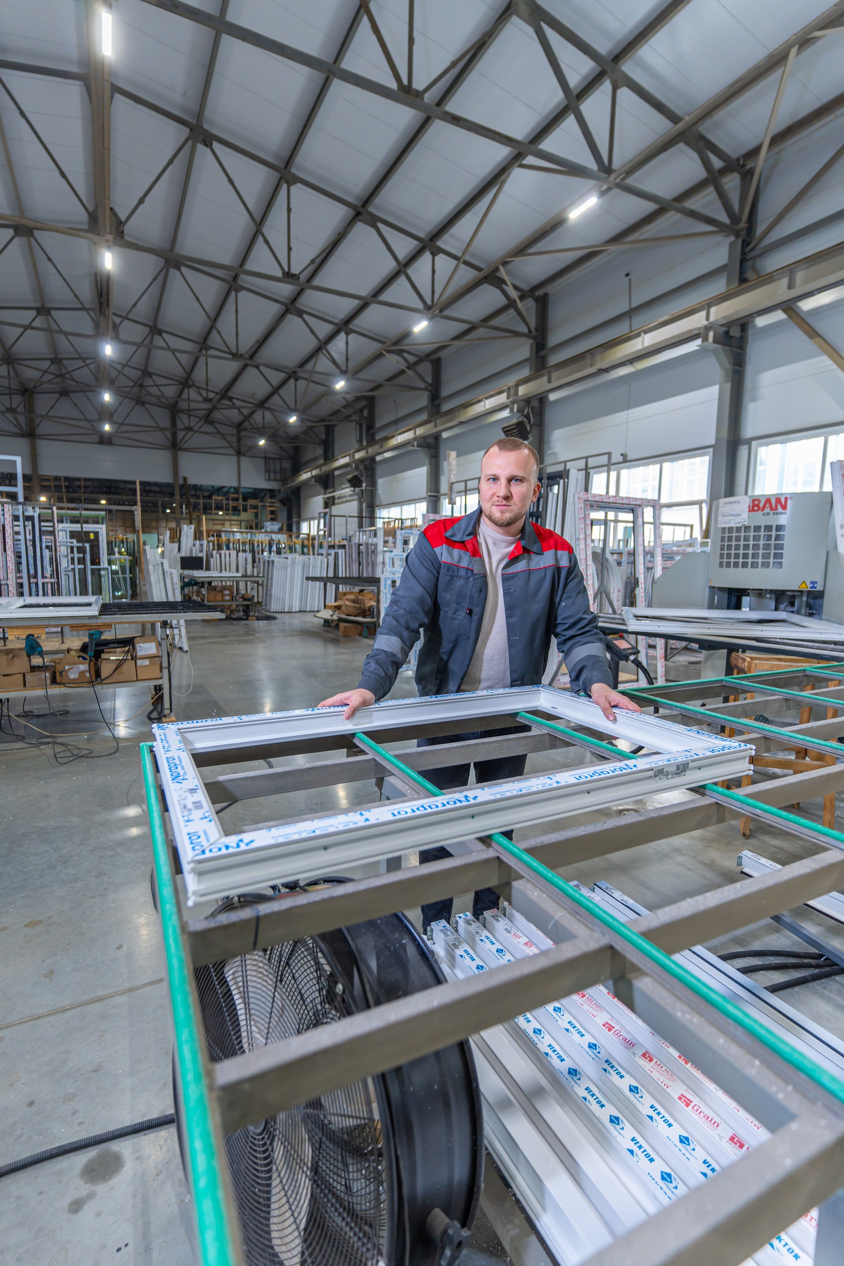 Команда 7 Эверест на производстве