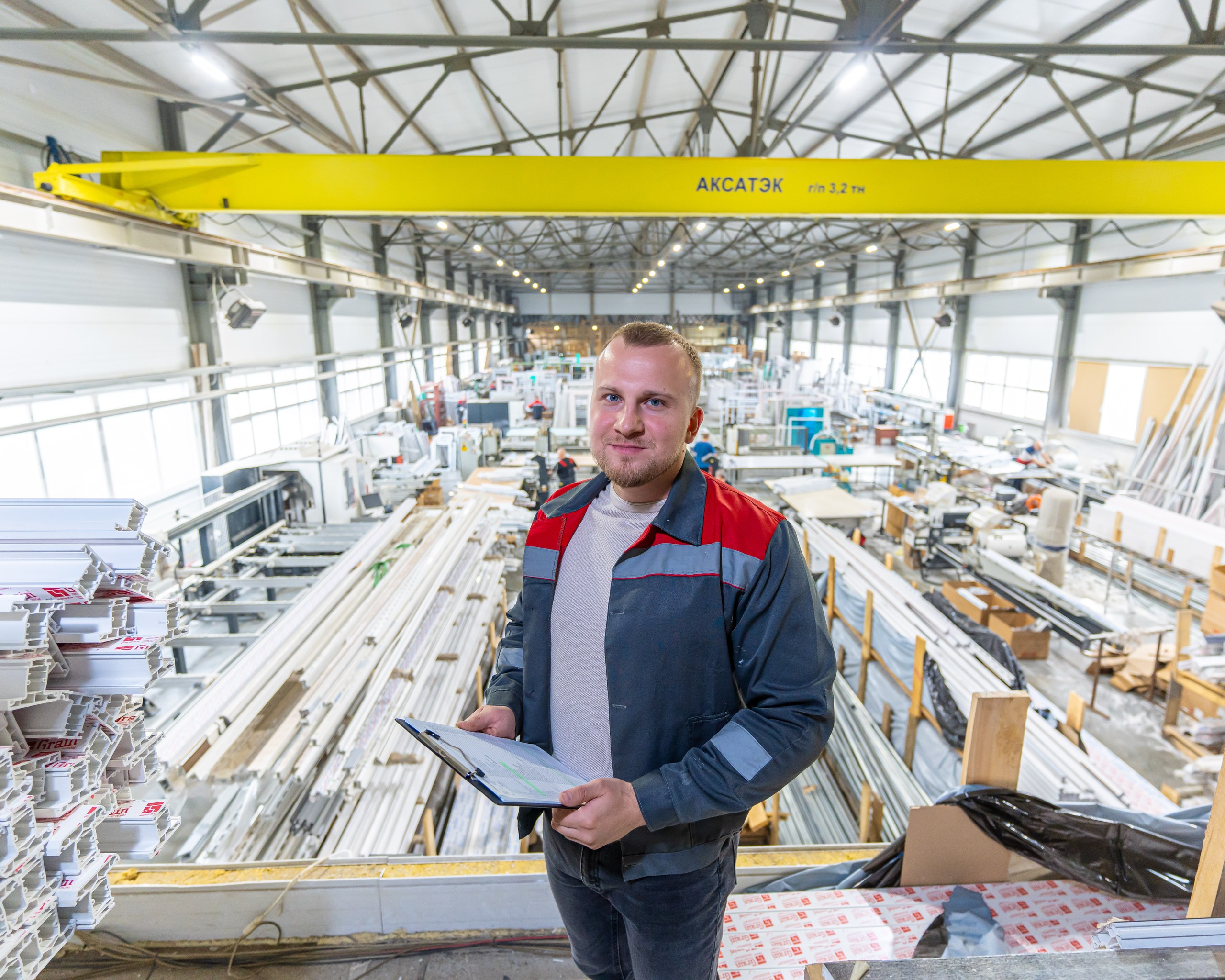 Специалист 7 Эверест на производстве